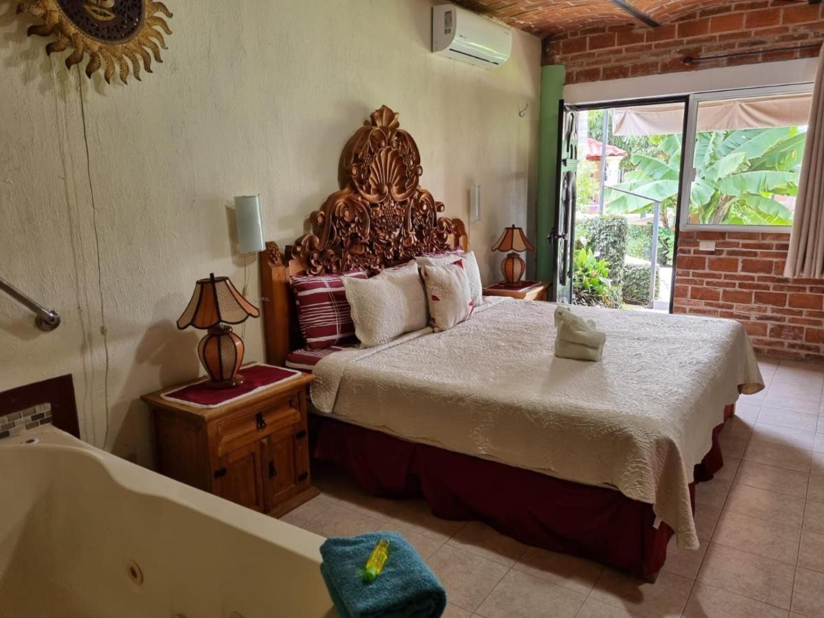 Bed and Breakfast Casa de la Abuela Ajijic Exterior foto