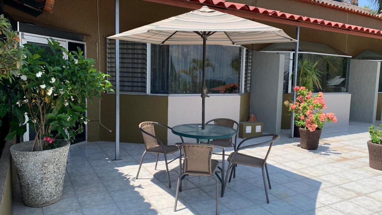 Bed and Breakfast Casa de la Abuela Ajijic Exterior foto